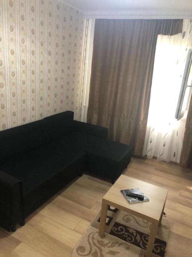 Hotel Taco Bukarest Exteriör bild